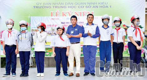 Phấn đấu kiềm chế và kéo giảm tai nạn giao thông