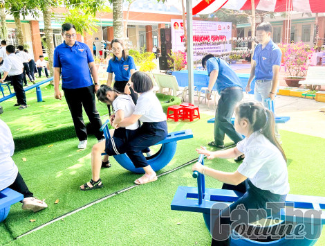 Nhiều công trình, phần việc thiết thực kỷ niệm 92 năm Ngày thành lập Đoàn TNCS Hồ Chí Minh