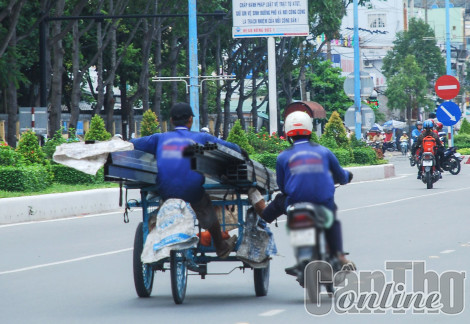 Mỗi người cần tuân thủ pháp luật về an toàn giao thông