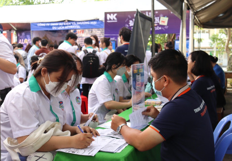 Tăng cường tư vấn, hướng nghiệp, giới thiệu việc làm cho thanh niên