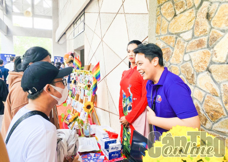 Sôi động sự kiện SAFE-UNI Festival Cần Thơ