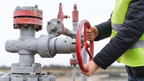 Một loạt quốc gia OPEC+ tuyên bố tự nguyện cắt giảm sản lượng dầu mỏ