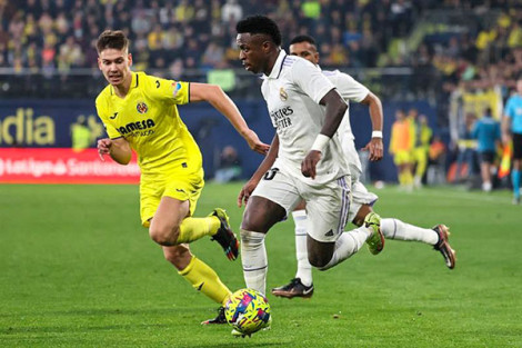 Vấn đề cầu thủ “cây nhà lá vườn” ở Real Madrid
