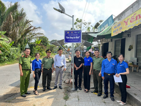 Xung kích đảm bảo an toàn giao thông