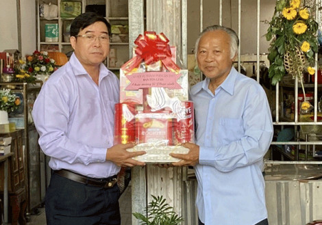 Lãnh đạo Ban Tôn giáo thăm chúc mừng Lễ Phục sinh
