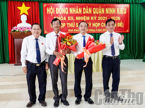 Ông Mai Xuân Bình được bầu làm Phó Chủ tịch HĐND quận Ninh Kiều
