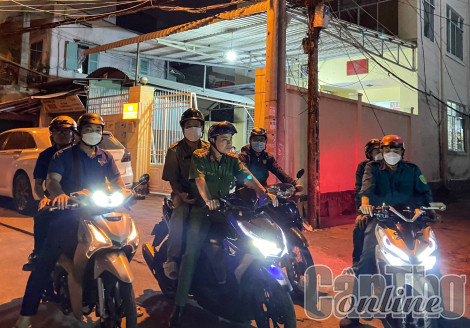 Tham gia giữ gìn trật tự an toàn giao thông