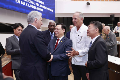 Chủ tịch Quốc hội
Vương Đình Huệ dự và phát biểu tại Phiên họp đặc biệt của Quốc hội Cuba