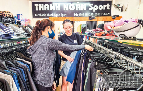 Năng động, thoải mái cùng trang phục thể thao