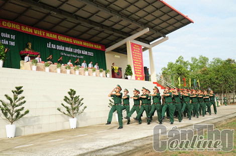 Lực lượng vũ trang TP Cần Thơ bảo vệ nền tảng tư tưởng của Ðảng