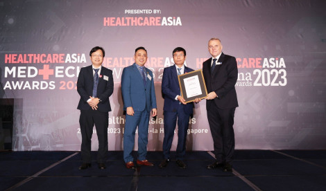 Bệnh viện Mắt Sài Gòn nhận danh hiệu Bệnh viện chuyên khoa của năm 2023