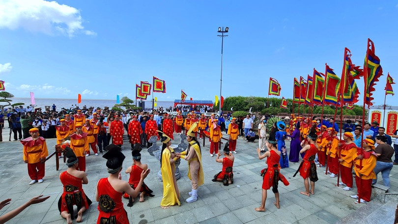 Tri ân Đức Quốc Tổ ở Đất Mũi