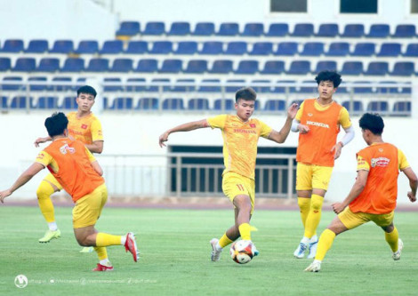 U22 Việt Nam ra quân cẩn trọng với U22 Lào
