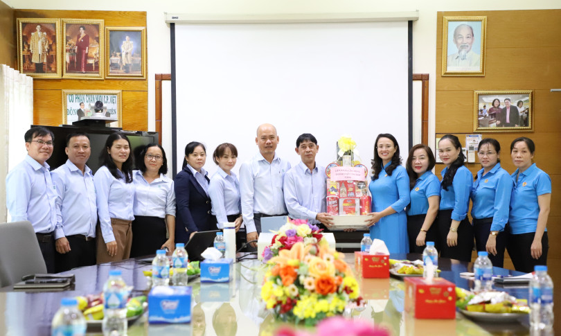 Thi đua lao động giỏi, lao động sáng tạo