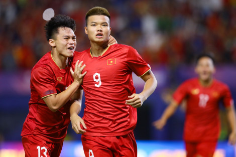U22 Việt Nam thắng trận ra quân SEA Games 32