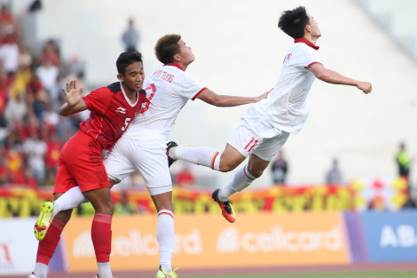 U22 Việt Nam thua U22 Indonesia trong trận bán kết SEA Games 32