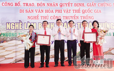 Công bố Di sản văn hóa phi vật thể quốc gia Nghề làm bánh tráng Thuận Hưng