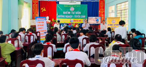 Tăng cường hình thức tư vấn tuyển sinh hệ trung cấp