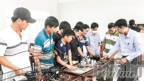 Đáp ứng nhu cầu việc làm cho người lao động thất nghiệp