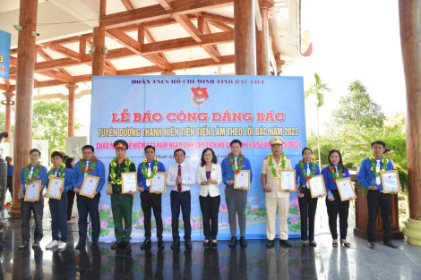 Tuyên dương 30 thanh niên tiên tiến làm theo lời Bác