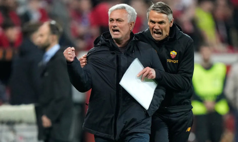 Mourinho vẫn còn rất “đặc biệt”