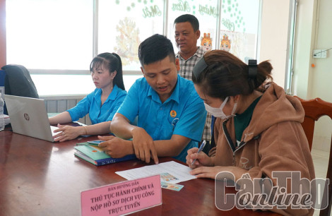 Phát huy vai trò đoàn viên, thanh niên trong chuyển đổi số