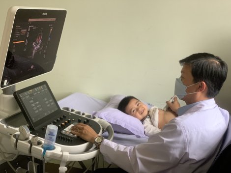 Nhiều bệnh viện ở Cần Thơ tầm soát, điều trị bệnh tim miễn phí cho trẻ