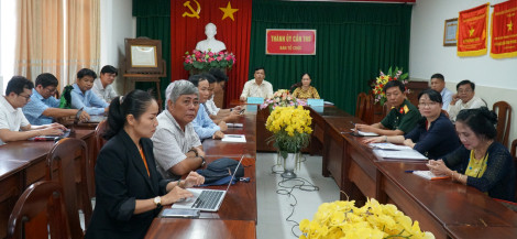 Bồi dưỡng kiến thức về xây dựng Ðảng