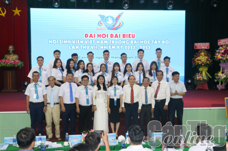 Đại hội điểm Hội Sinh viên Trường Đại học Tây Đô thành công tốt đẹp
