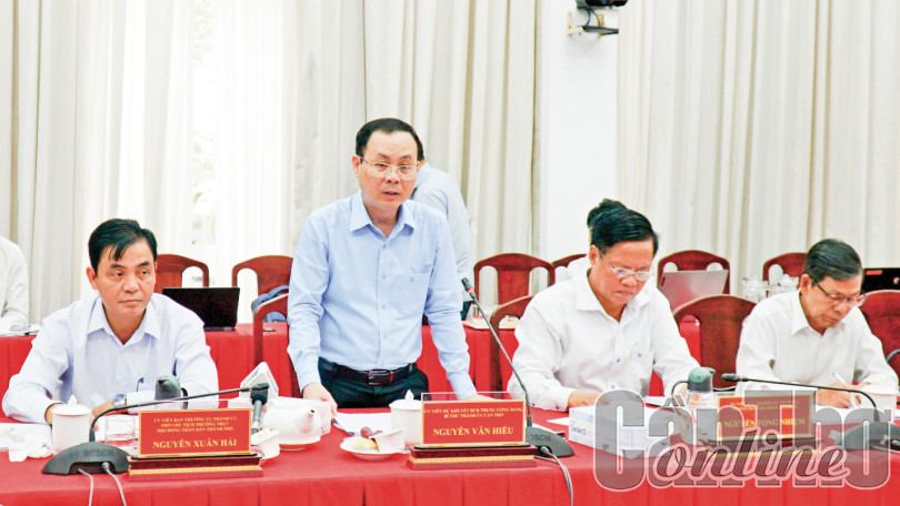 Bí thư Thành ủy làm việc với Ban Cán sự Đảng UBND thành phố và Ủy ban Kiểm tra Thành ủy