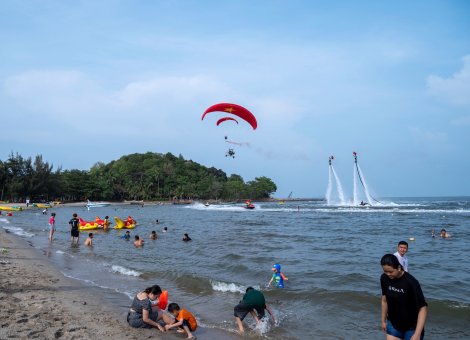 Kiên Giang “siết” tour không phép, “ép” khách đến cửa hàng mua sắm để nhận hoa hồng