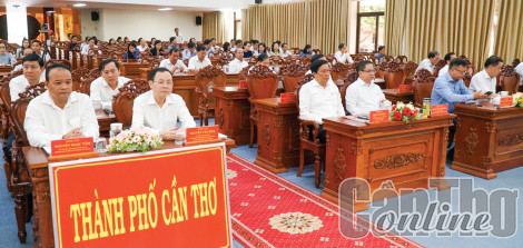Đưa việc học tập và làm theo Bác thực sự thấm sâu vào đời sống xã hội, trở thành cách làm mẫu mực của cán bộ, đảng viên và người dân