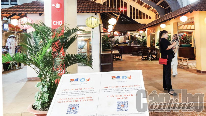 Để khoa học và công nghệ “chắp cánh” du lịch