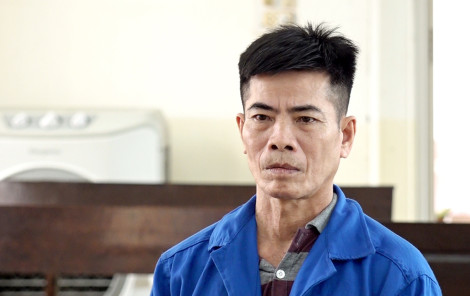 Đâm chết con ruột, cha lãnh 17 năm tù