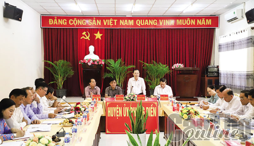 Lãnh đạo thành phố làm việc với Ban Thường vụ Huyện ủy Phong Ðiền