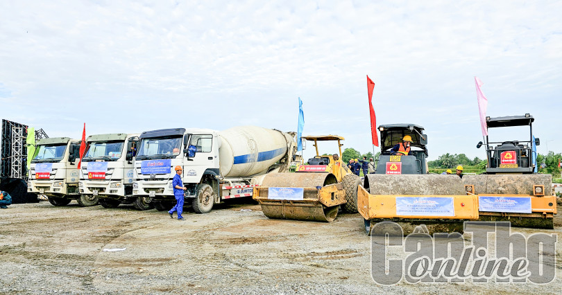 Đầu tư các tuyến cao tốc thúc đẩy vùng ĐBSCL phát triển