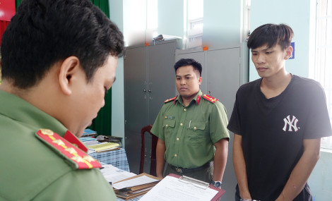 An Giang: Bắt đối tượng chế tạo, tàng trữ, mua bán trái phép vũ khí quân dụng