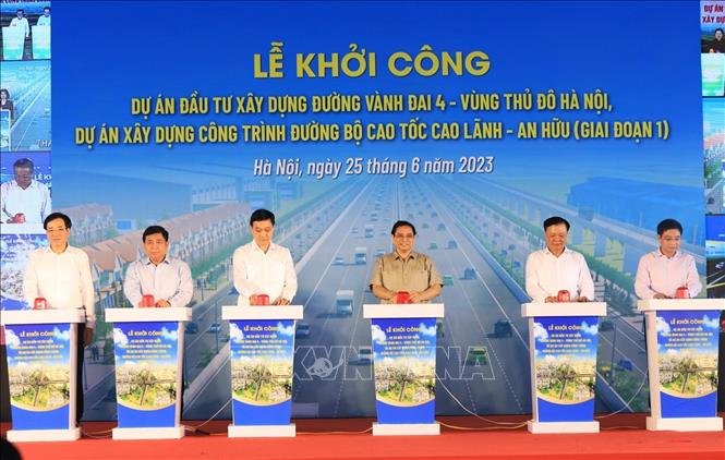Thủ tướng phát lệnh khởi công dự án đường Vành đai 4 - Vùng Thủ đô và cao tốc Cao Lãnh - An Hữu