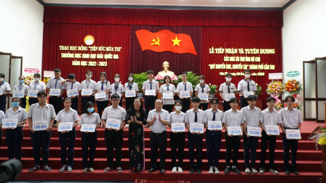 Các cấp Hội khuyến học thành phố vận động 
Quỹ khuyến học, khuyến tài trên 39,4 tỉ đồng