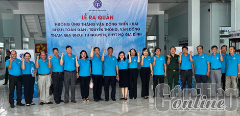 Ra quân tuyên truyền người dân tham gia bảo hiểm xã hội, bảo hiểm y tế