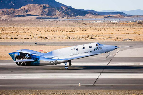 Virgin Galactic hoàn thành “chuyến bay vũ trụ thương mại đầu tiên”