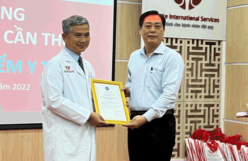 Đẩy mạnh mục tiêu bảo hiểm y tế toàn dân