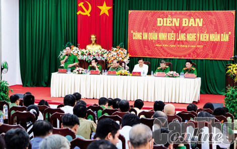 Nêu cao tinh thần vì nhân dân phục vụ