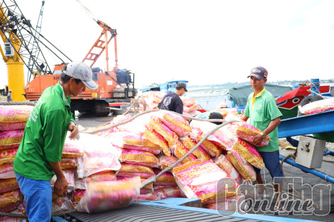 Việt Nam tiếp tục là nhà cung cấp gạo lớn nhất của Philippines