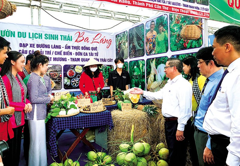 Phong phú hoạt động tại Ngày hội Du lịch Văn hóa Chợ nổi Cái Răng năm 2023