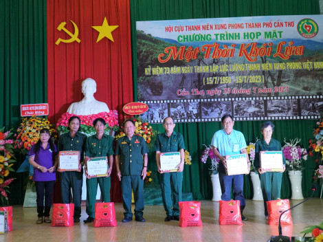 Họp mặt kỷ niệm 73 năm Ngày thành lập Lực lượng Thanh niên xung phong Việt Nam