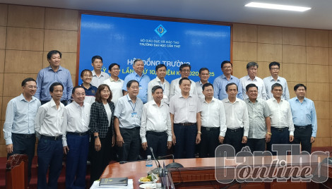Đại học Cần Thơ mở 3 ngành học mới, dừng tuyển sinh 6 ngành học