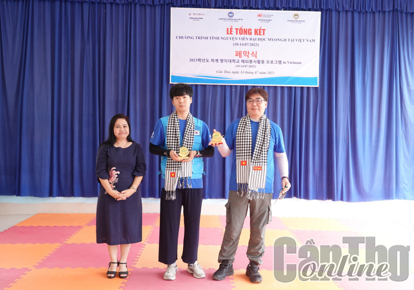 Tổng kết Chương trình Tình nguyện viên của Trường Đại học Myongji (Hàn Quốc) tại TP Cần Thơ