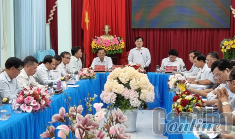 Lãnh đạo thành phố làm việc với huyện Vĩnh Thạnh về xây dựng nông thôn mới