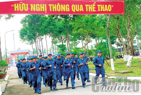 Xây dựng đơn vị vững mạnh toàn diện “Mẫu mực, tiêu biểu”